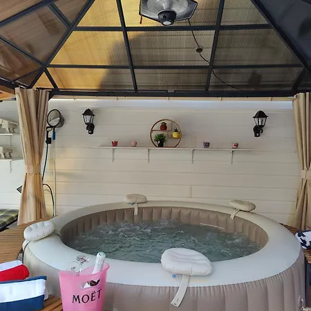 Poirie - Jacuzzi, Sauna Et Terrasse De Reve
