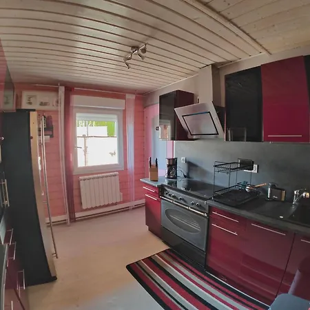 Шале Poirie - Jacuzzi, Sauna Et Terrasse De Reve Dommartin-les-Remiremont