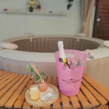 Poirie - Jacuzzi, Sauna Et Terrasse De Reve Alpesi faház Dommartin-lès-Remiremont